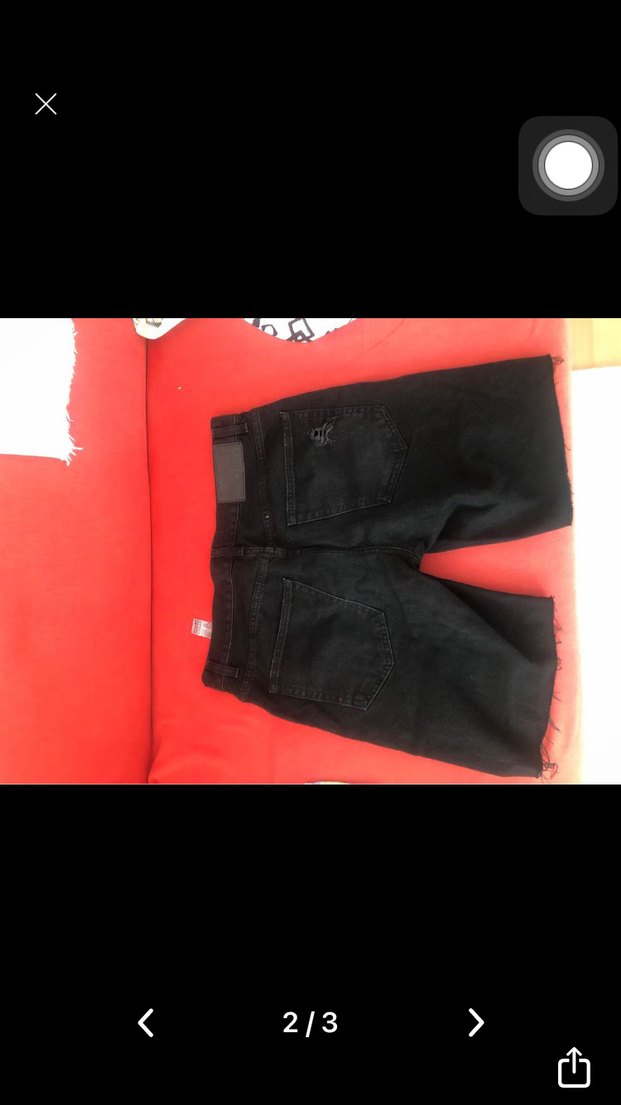 Bershka Siyah Yırtık Erkek Kot Şort - Görsel 3