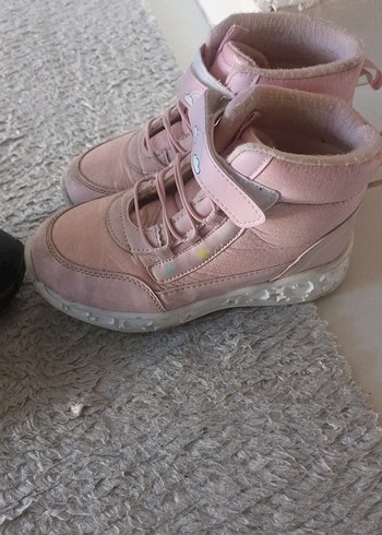 Kız Çocuk Pembe Peluşlu Bot - Görsel 2