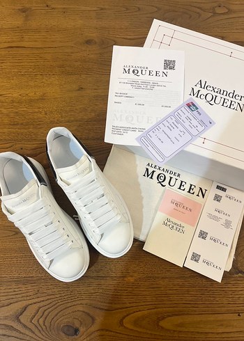 Alexander McQueen 41