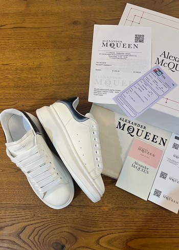 Beyaz Alexander McQueen - Görsel 2