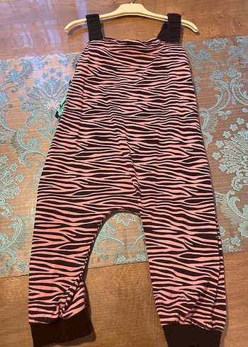 Kız Çocuk Pembe Zebra Desenli Tulum - Görsel 5