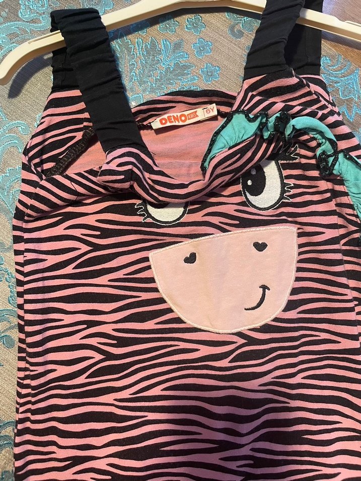 Kız Çocuk Pembe Zebra Desenli Tulum - Görsel 4