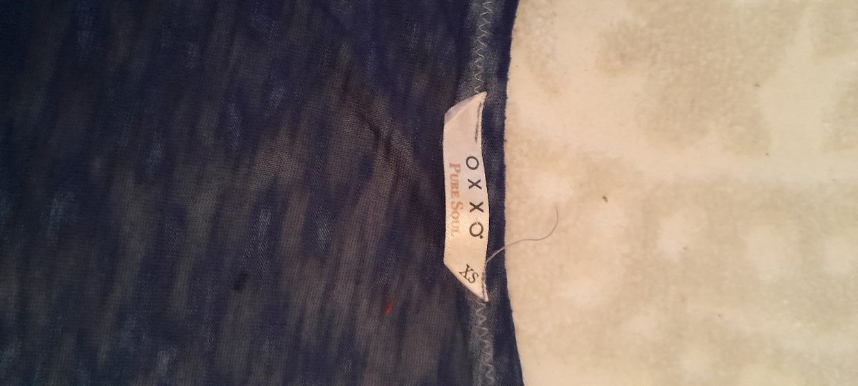 V  yakalacivert oxxo tişört - Görsel 2