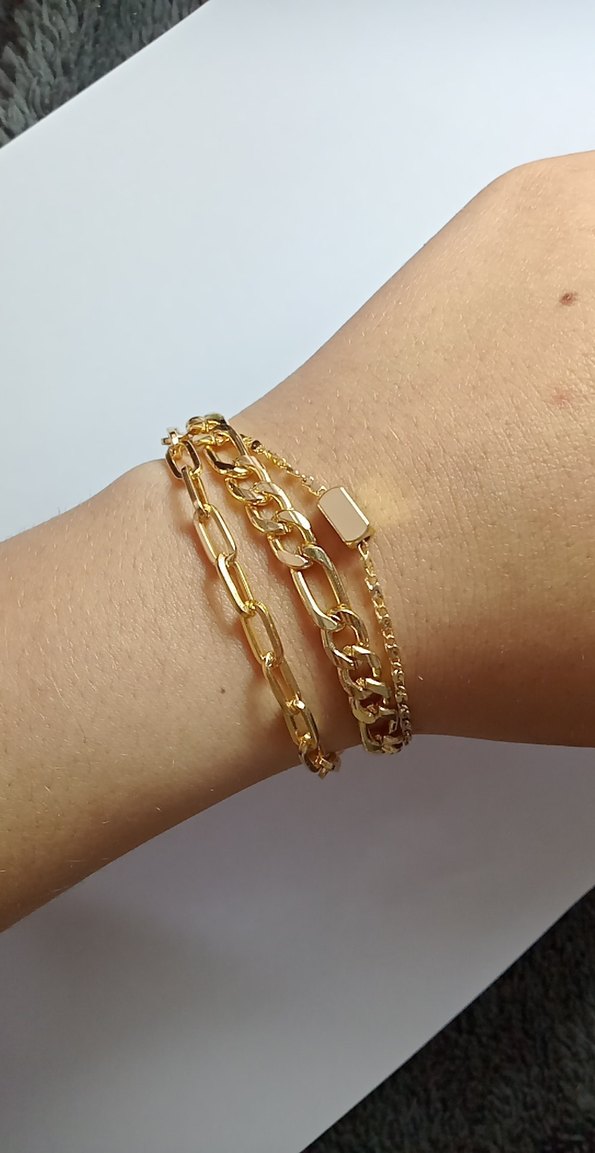 Zincir Detaylı Parlak Altın Bileklik,celik mi bilmiyorum - Görsel 3