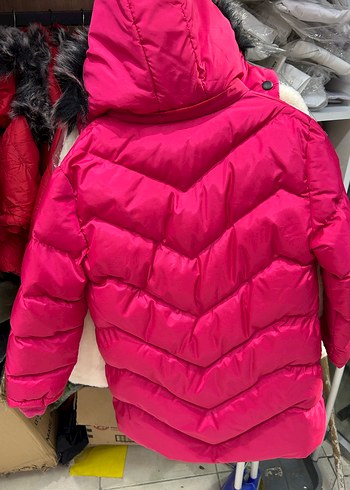 Kız Çocuk Pembe Kürklü Streetwear Mont - Görsel 3