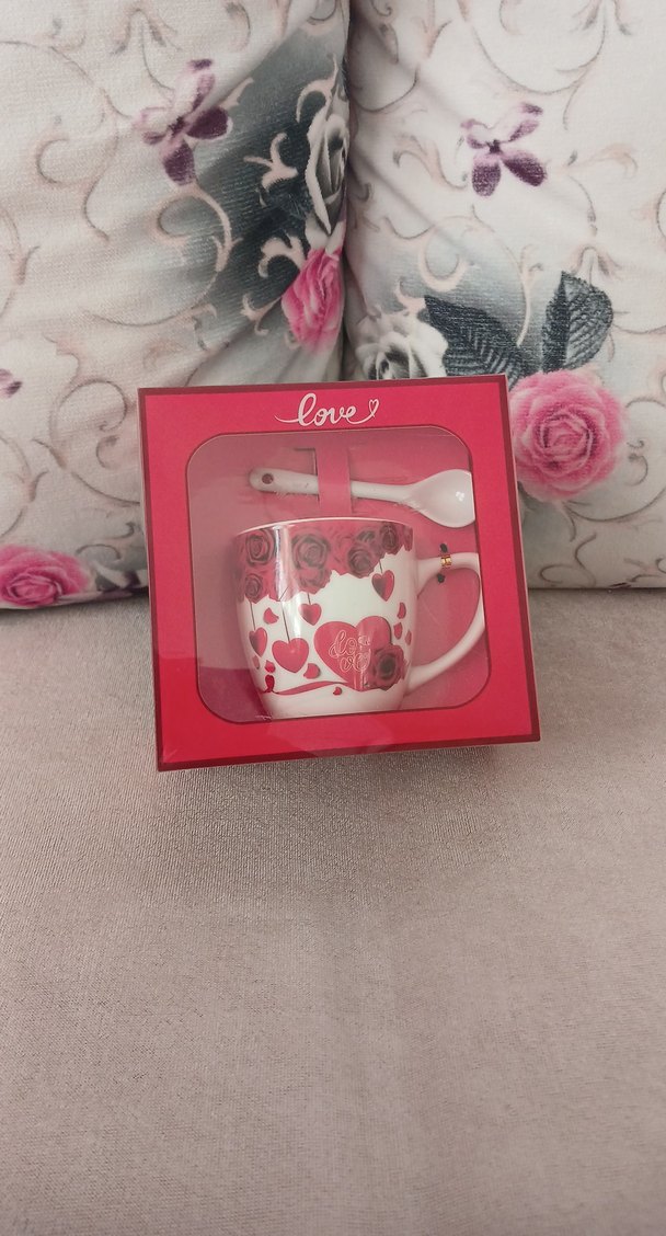 Kalp ve Gül Desenli Pembe Kupa Seti - Görsel 2