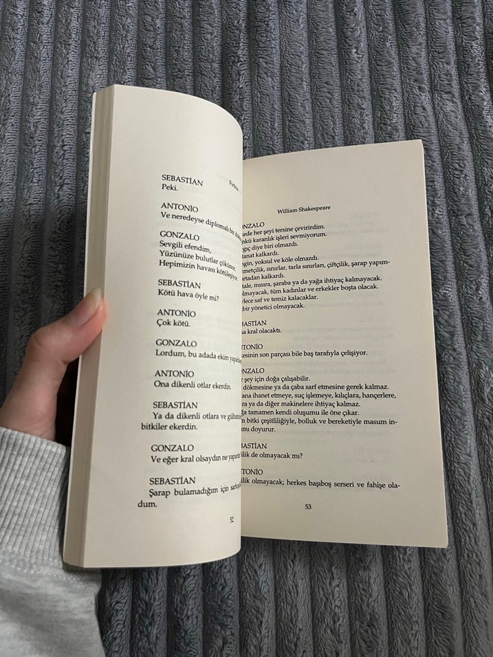 William Shakespeare - Fırtına Romanı - Görsel 2