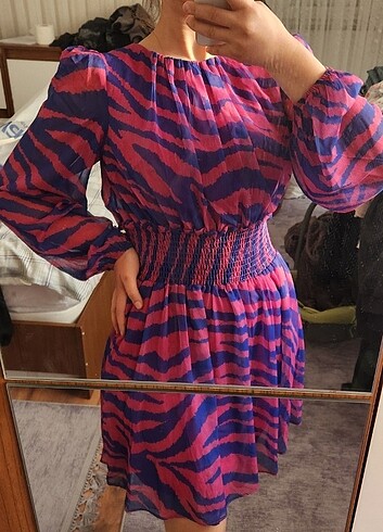 s Beden Batik elbise yeni etiketli 