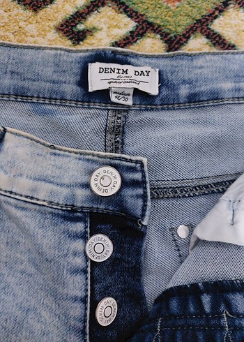 DENIM DAY Kadın Mini Denim Şort - Görsel 2