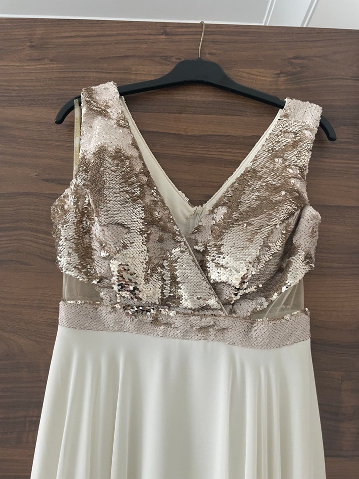 Bej V Yakalı Uzun Abiye Elbise - Görsel 2