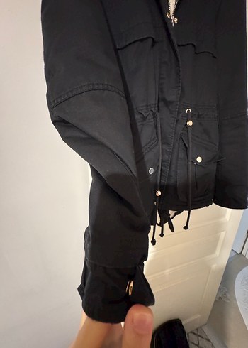 Orjinal H&M Kürklü Siyah Midi Kadın Parka - Görsel 2