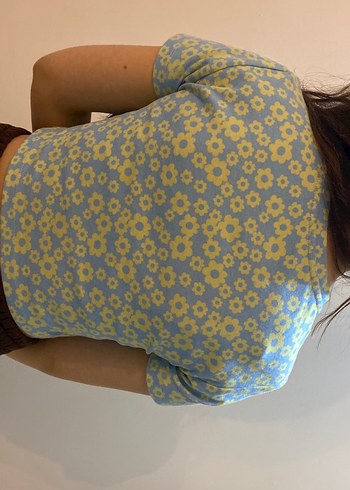 Çiçek Desenli Crop - Görsel 2