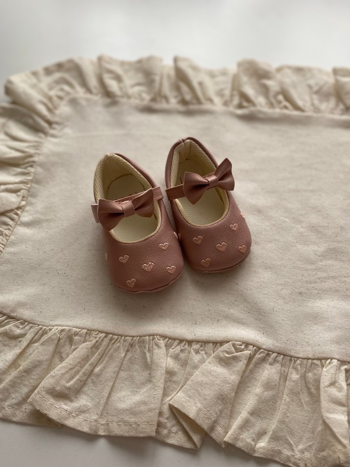 Nakışlı Fiyonk Detaylı Kız Babet - Görsel 2