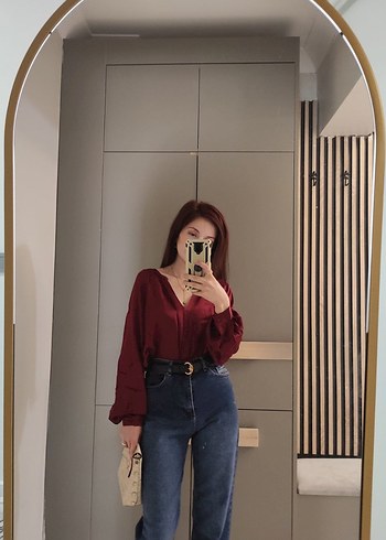 MNG Bordo Saten V Yakalı Kadın Bluz - Görsel 2