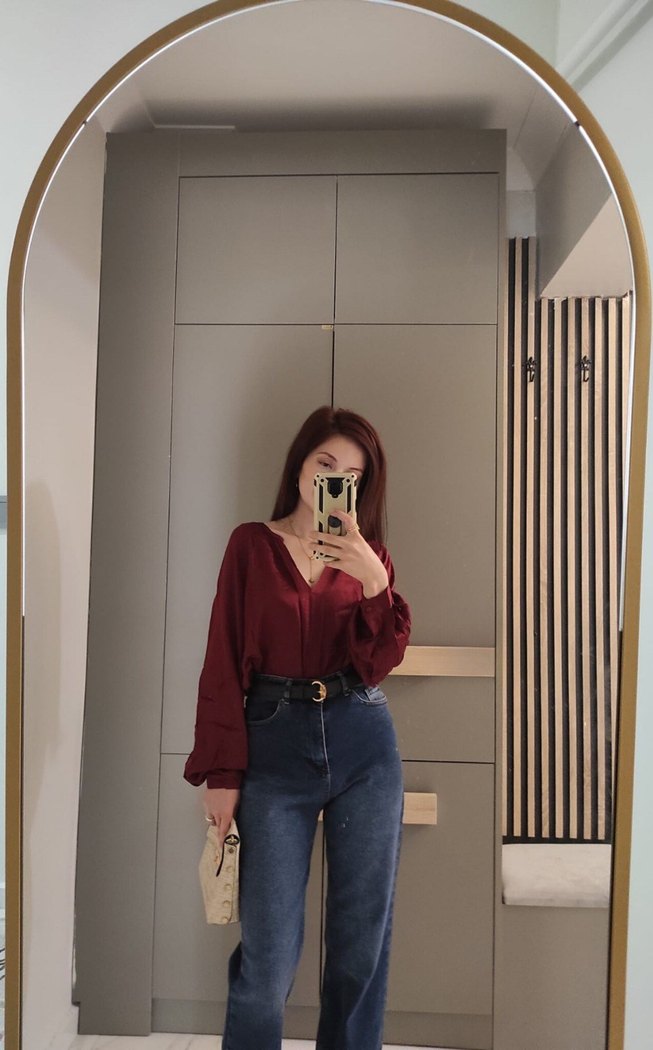 MNG Bordo Saten V Yakalı Kadın Bluz - Görsel 2