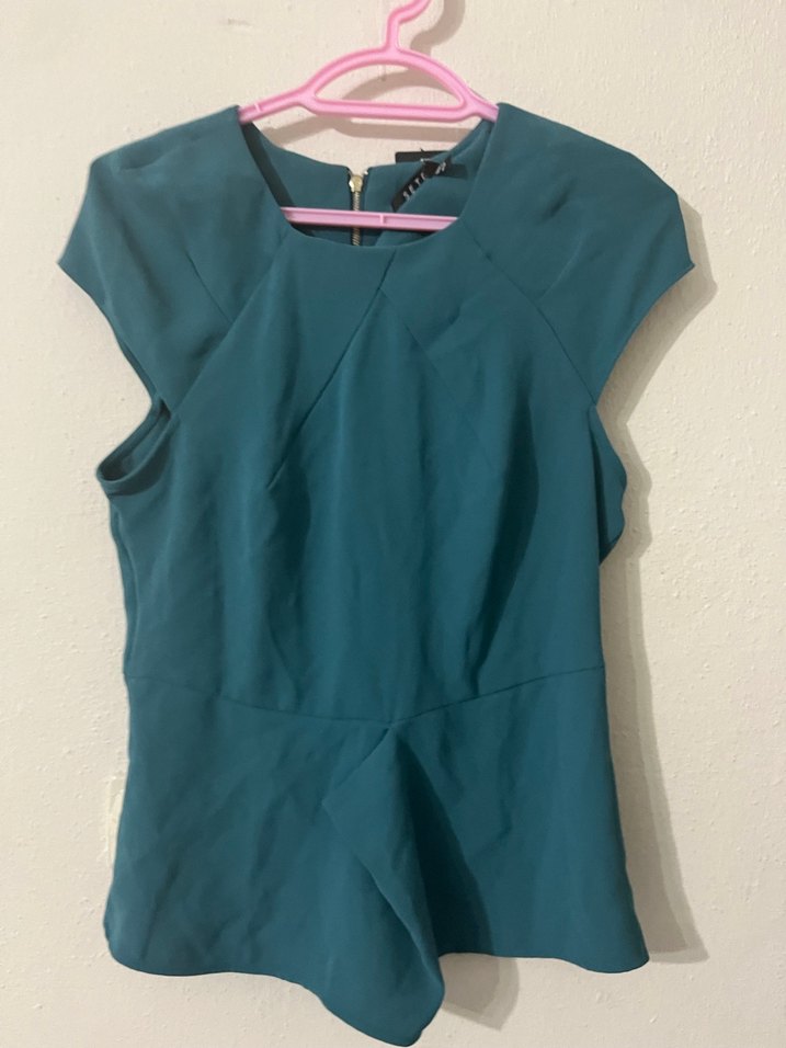 Kemerli V Yakalı Kolsuz Mavi Bluz - Görsel 5