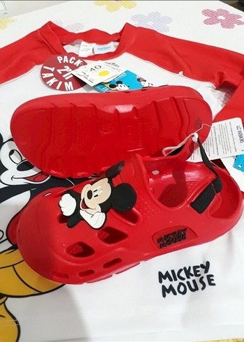 Mickey Mouse Baskılı Erkek Çocuk Mayo Takımı - Görsel 8