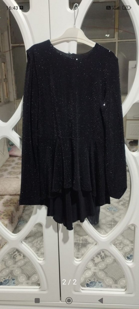 Parlak Siyah Uzun Kollu Gece Elbisesi - Görsel 2