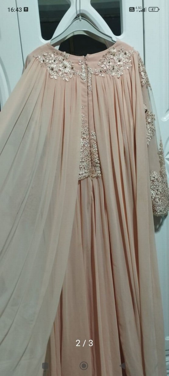 Bej Dantel Detaylı Uzun Kadın Abiye Elbise - Görsel 2