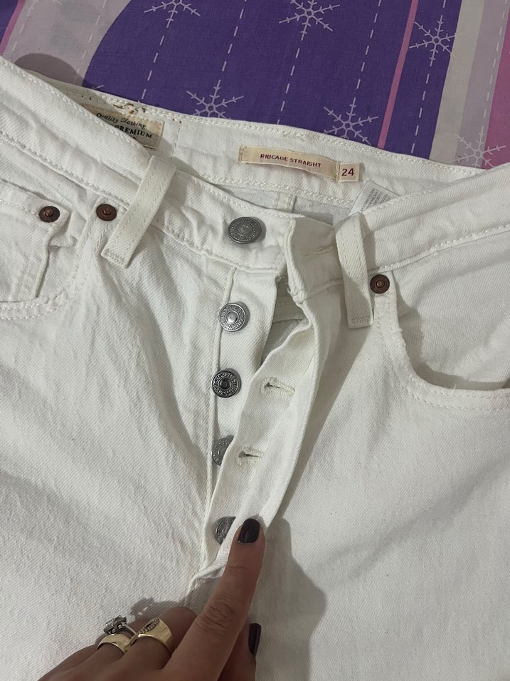 Levis marka 24 BEDENDİR — görsel 4/8
