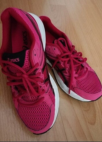 Asics spor ayakkabı