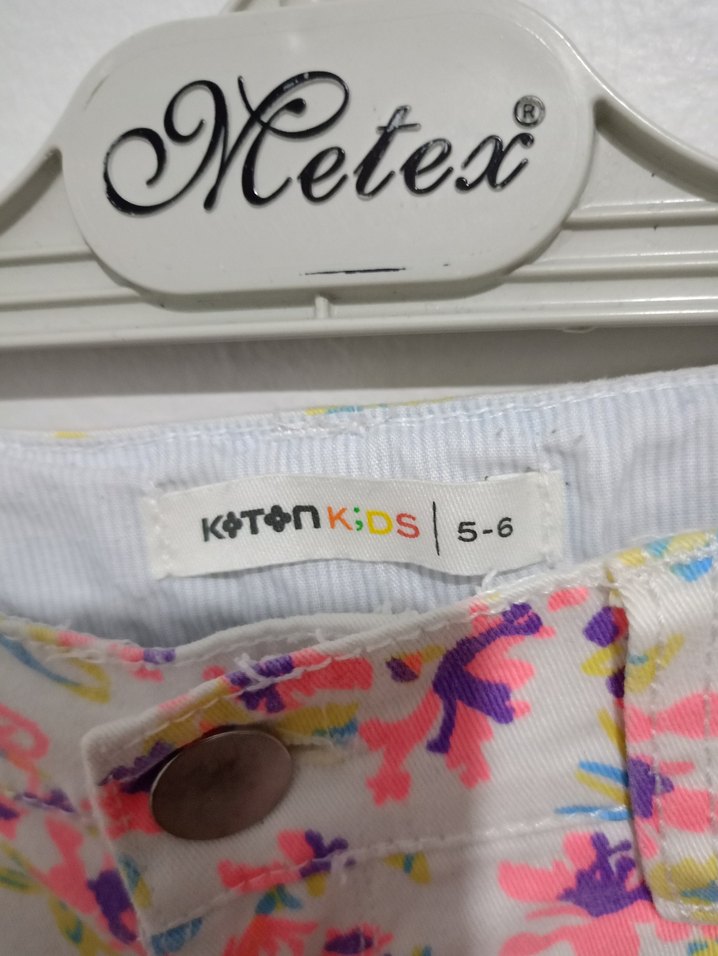 koton Çok Renkli Desenli Kız Şortu - Görsel 2