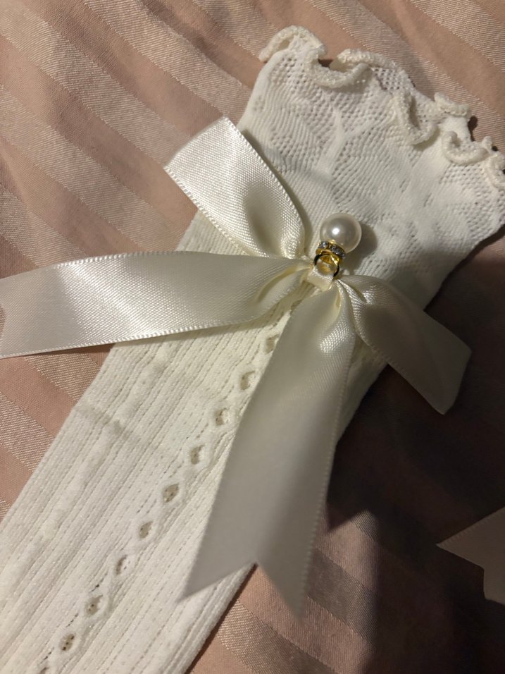Beyaz Kolluk İnci Ve Kurdele Detaylı - Görsel 2