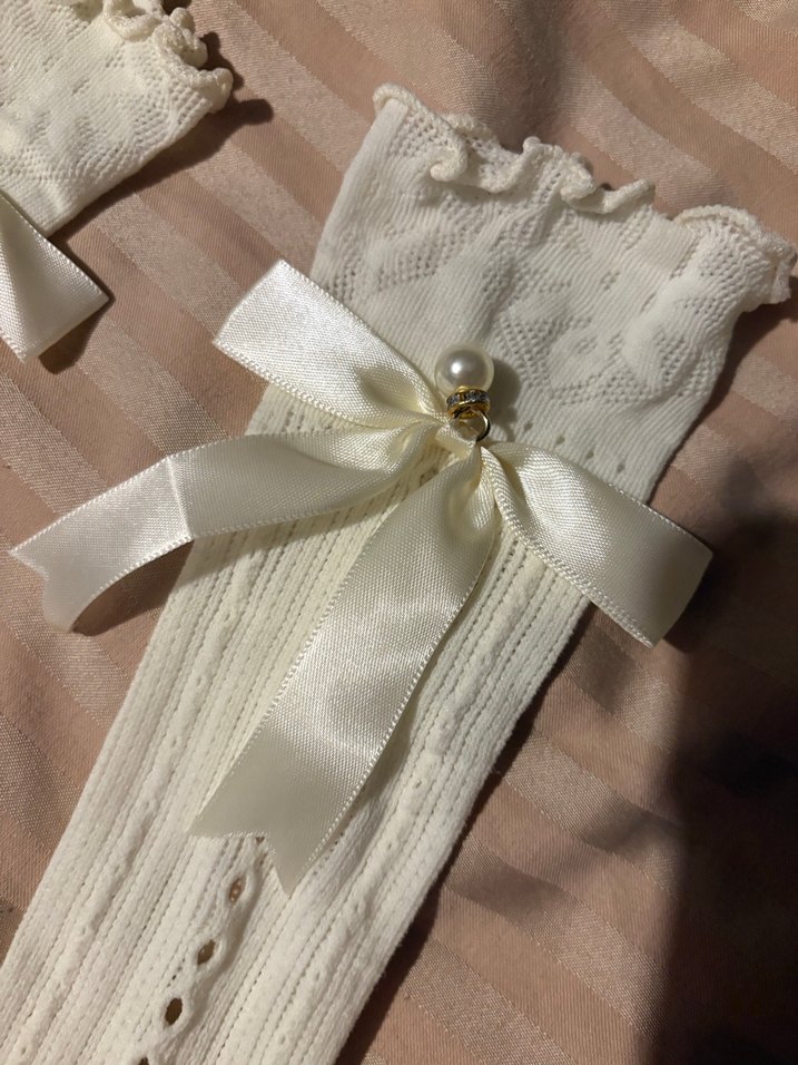 Beyaz Kolluk İnci Ve Kurdele Detaylı - Görsel 3