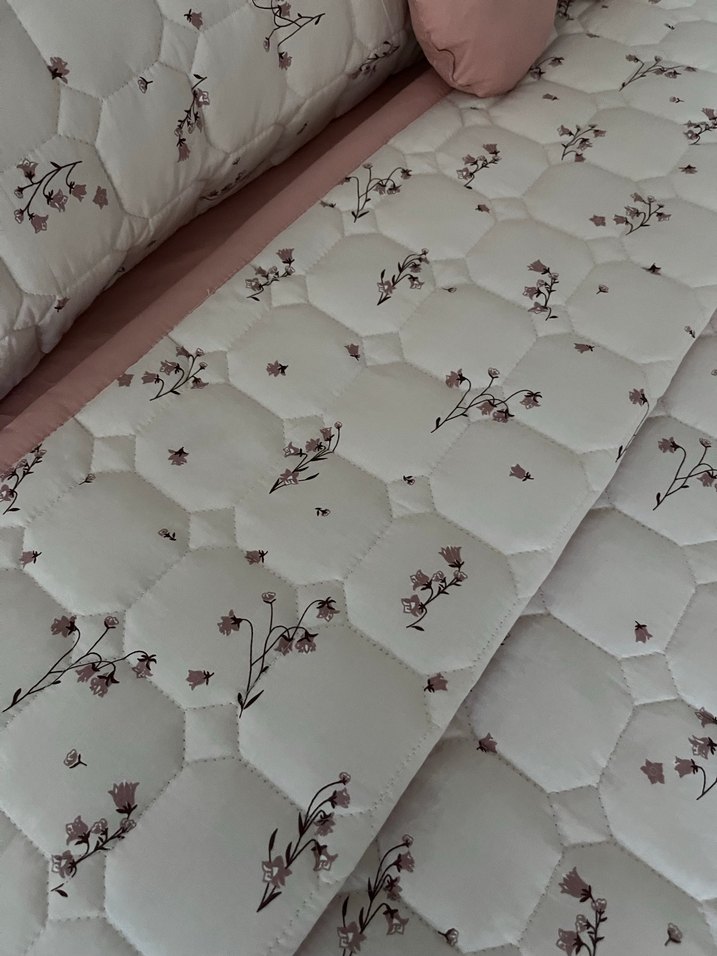 Nakışlı Pudra Pembe Yatak Örtüsü - Görsel 4