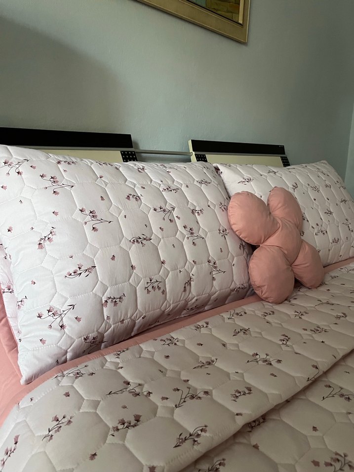 Nakışlı Pudra Pembe Yatak Örtüsü - Görsel 3