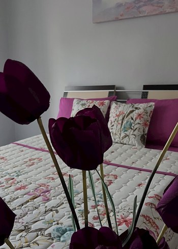 Çiçek Desenli Pembe Yatak Örtüsü - Görsel 3