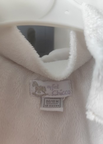 Düğmeli Beyaz Kız Çocuk Mont - Görsel 4