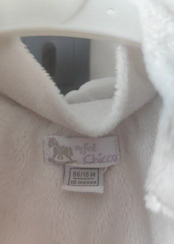 Düğmeli Beyaz Kız Çocuk Mont - Görsel 3