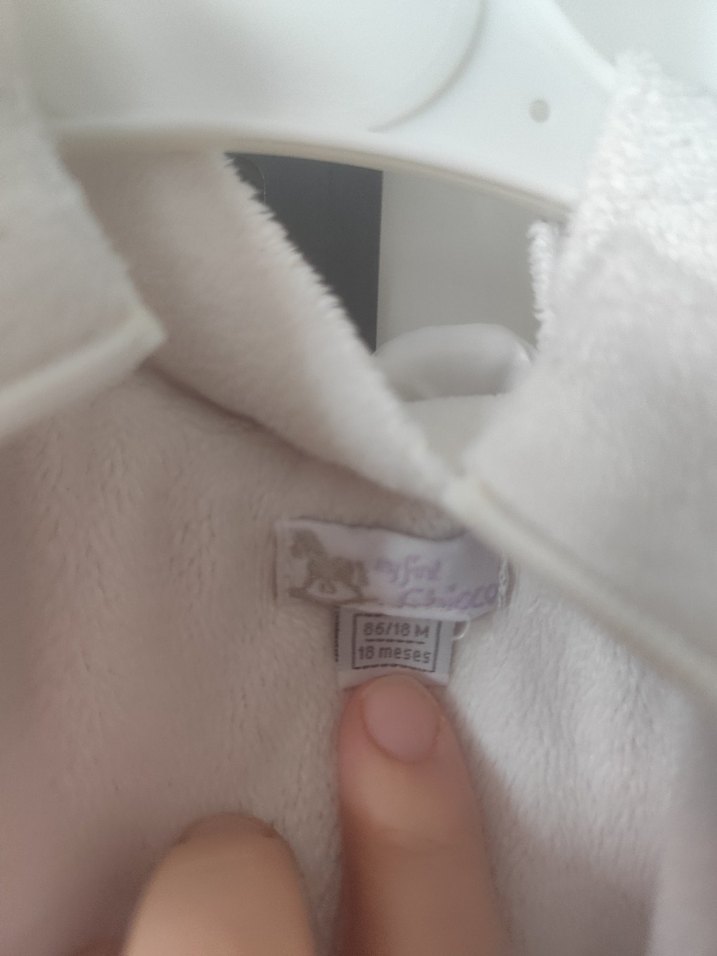 Düğmeli Beyaz Kız Çocuk Mont - Görsel 2