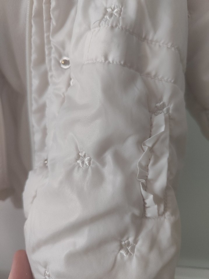 Düğmeli Beyaz Kız Çocuk Mont - Görsel 5