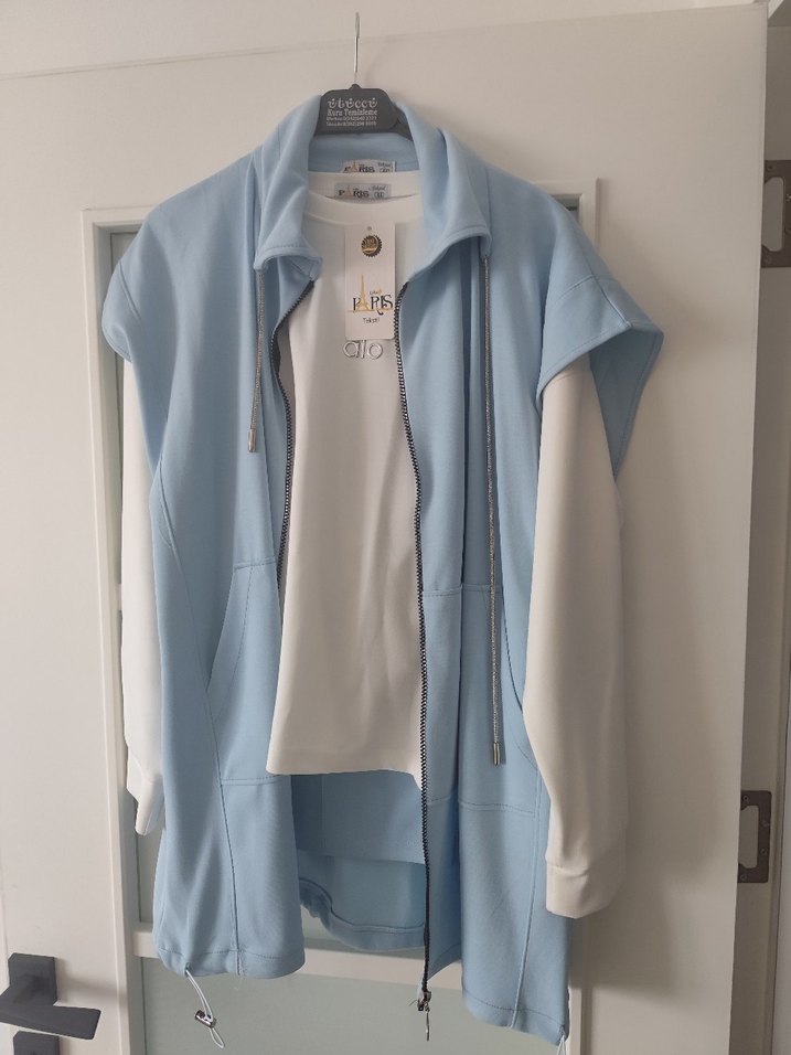 Mavi Kısa Kollu Fermuarlı Kadın Ceket - Görsel 2