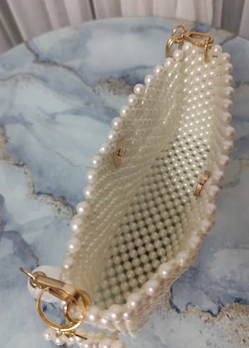 Boncuk İşlemeli Beyaz Kadın Çantası - Görsel 4