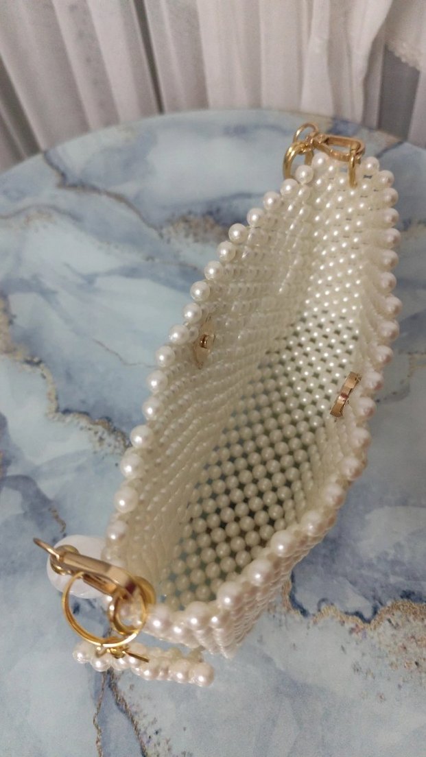 Boncuk İşlemeli Beyaz Kadın Çantası - Görsel 4