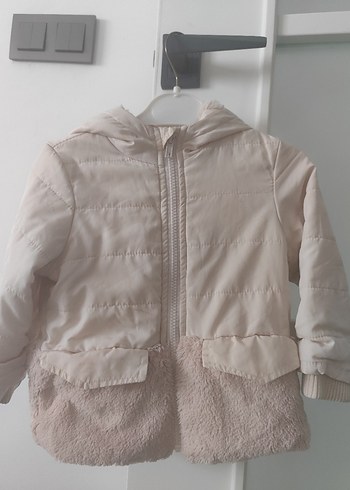 Kız Çocuk Kapüşonlu Beyaz Düğmeli Mont - Görsel 2