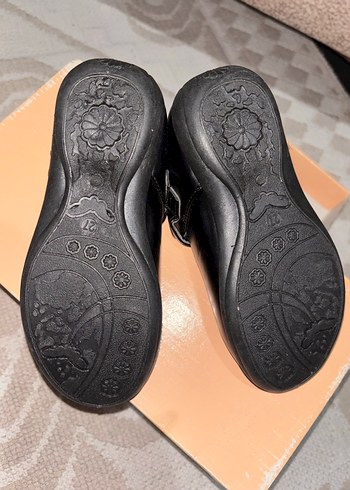 Tokalı Siyah Nakışlı Kız Babet Ayakkabı - Görsel 5