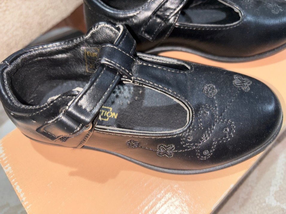 Tokalı Siyah Nakışlı Kız Babet Ayakkabı - Görsel 2