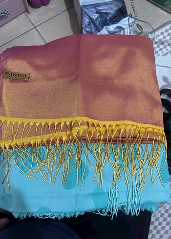 Renkli Püsküllü Kadın Şal - Görsel 2