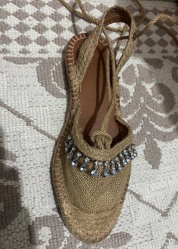 Boncuklu Bej Kadın  Sandalet - Görsel 2