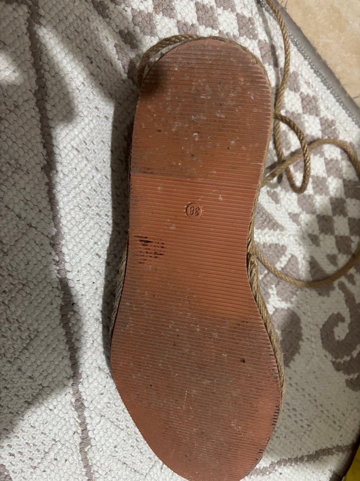 Boncuklu Bej Kadın  Sandalet - Görsel 3