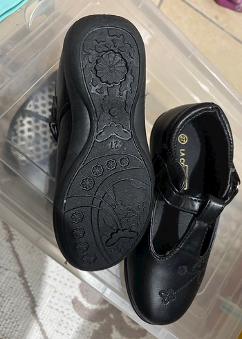 Kız Çocuk Siyah Nakışlı Tokalı Babet - Görsel 3