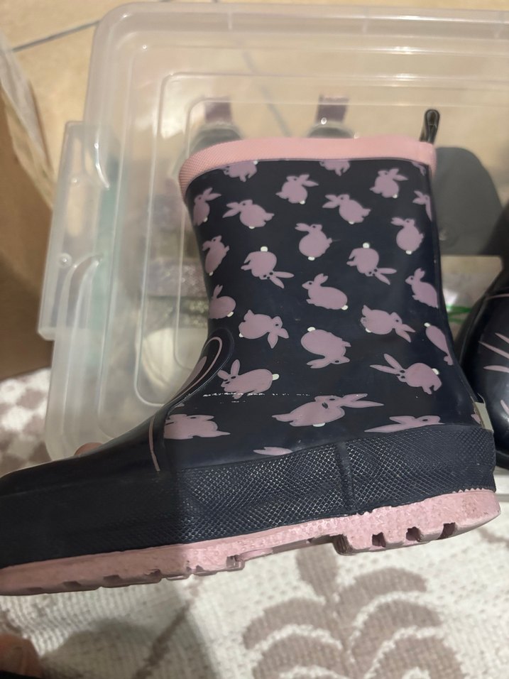 Çizme kız - Görsel 2