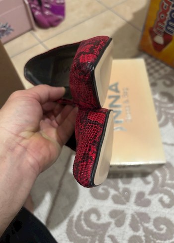 Kırmızı Yılan Desenli Yüksek Topuklu Stiletto - Görsel 4