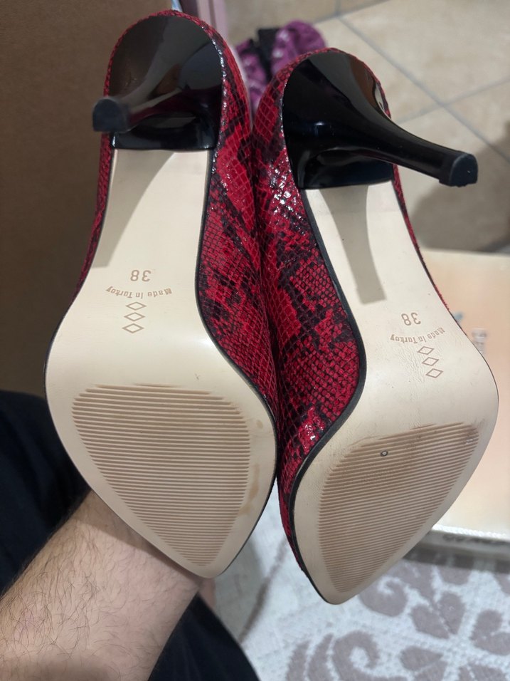 Kırmızı Yılan Desenli Yüksek Topuklu Stiletto - Görsel 3