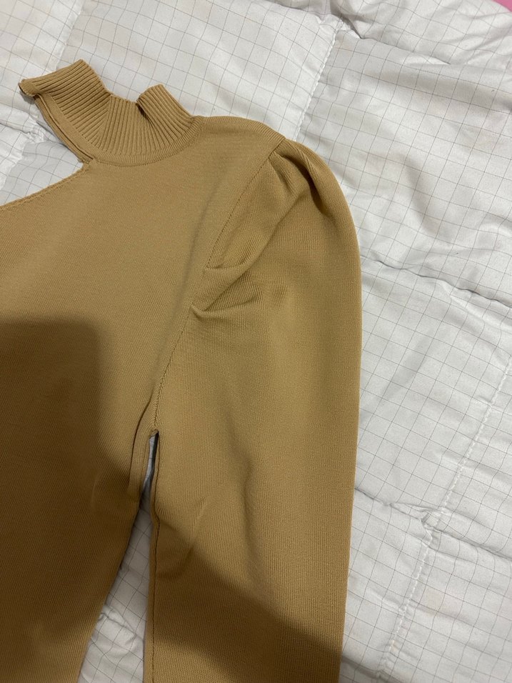 Bej Kadın Boğazlı  Triko - Görsel 2