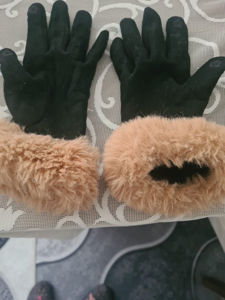 Kürklü Siyah Kadın Eldiven - Görsel 3